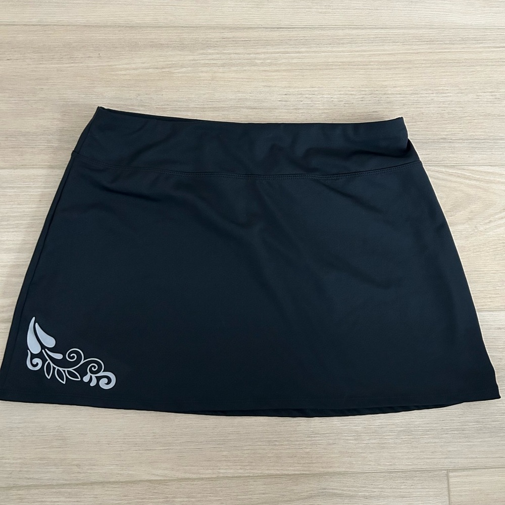 Athleta Pull On Athletic Skirt